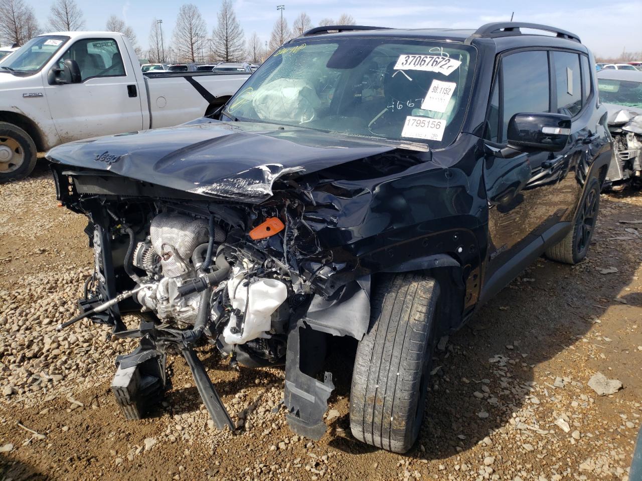 Photo 2 from auction – 2018 JEEP RENEGADE L with VIN ZACCJABB2JPJ54667