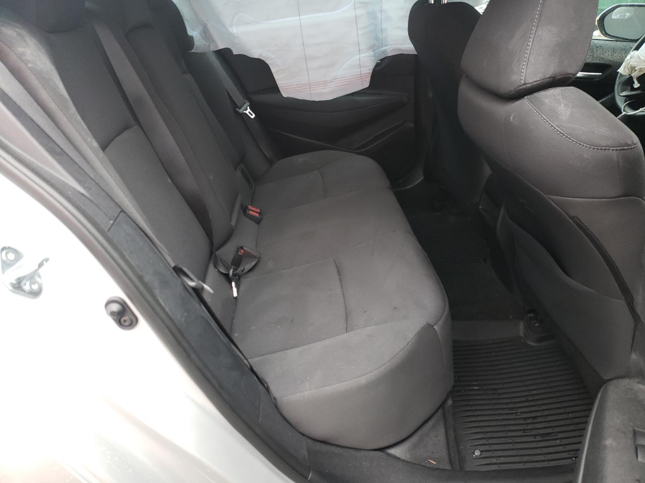 Photo 6 from auction – 2021 TOYOTA COROLLA LE with VIN 5YFEPMAE2MP259975