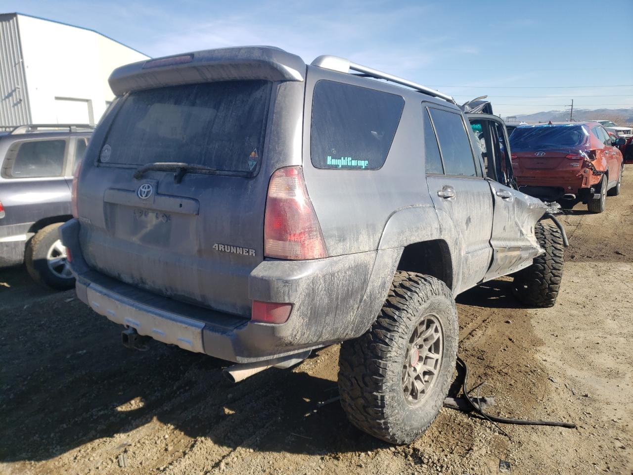 Photo 4 from auction – 2005 TOYOTA 4RUNNER SR with VIN JTEBU14R058033371