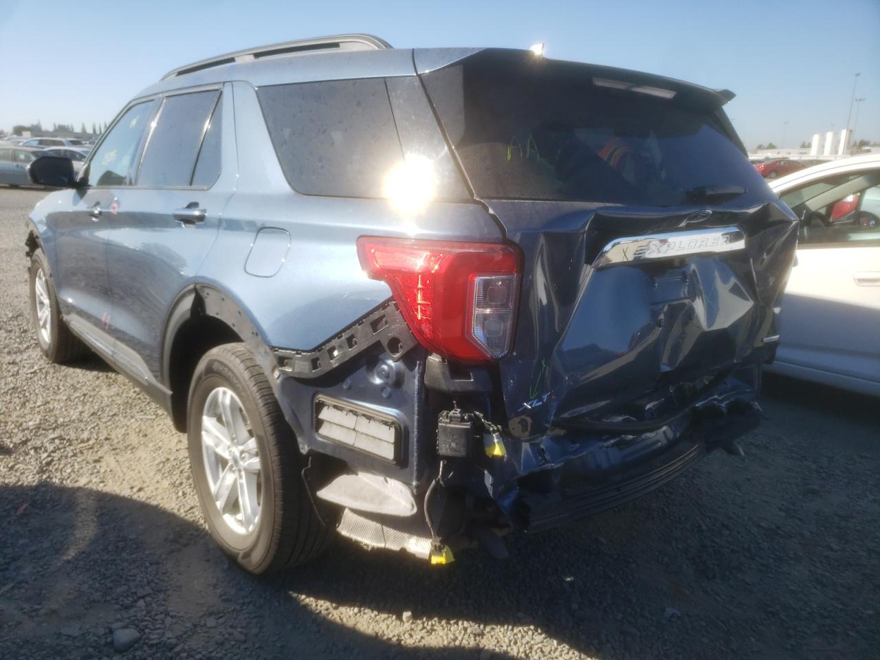 Photo 3 from auction – 2020 FORD EXPLORER X with VIN 1FMSK7DH2LGA93011