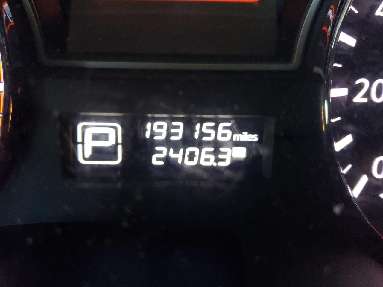 Photo 8 from auction – 2013 NISSAN PATHFINDER with VIN 5N1AR2MM8DC607850