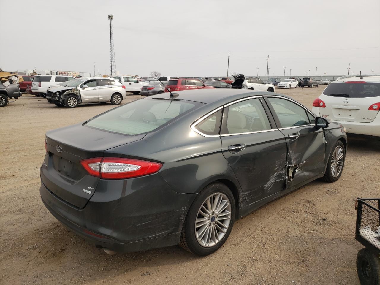 Photo 4 from auction – 2015 FORD FUSION SE with VIN 3FA6P0HD9FR263146