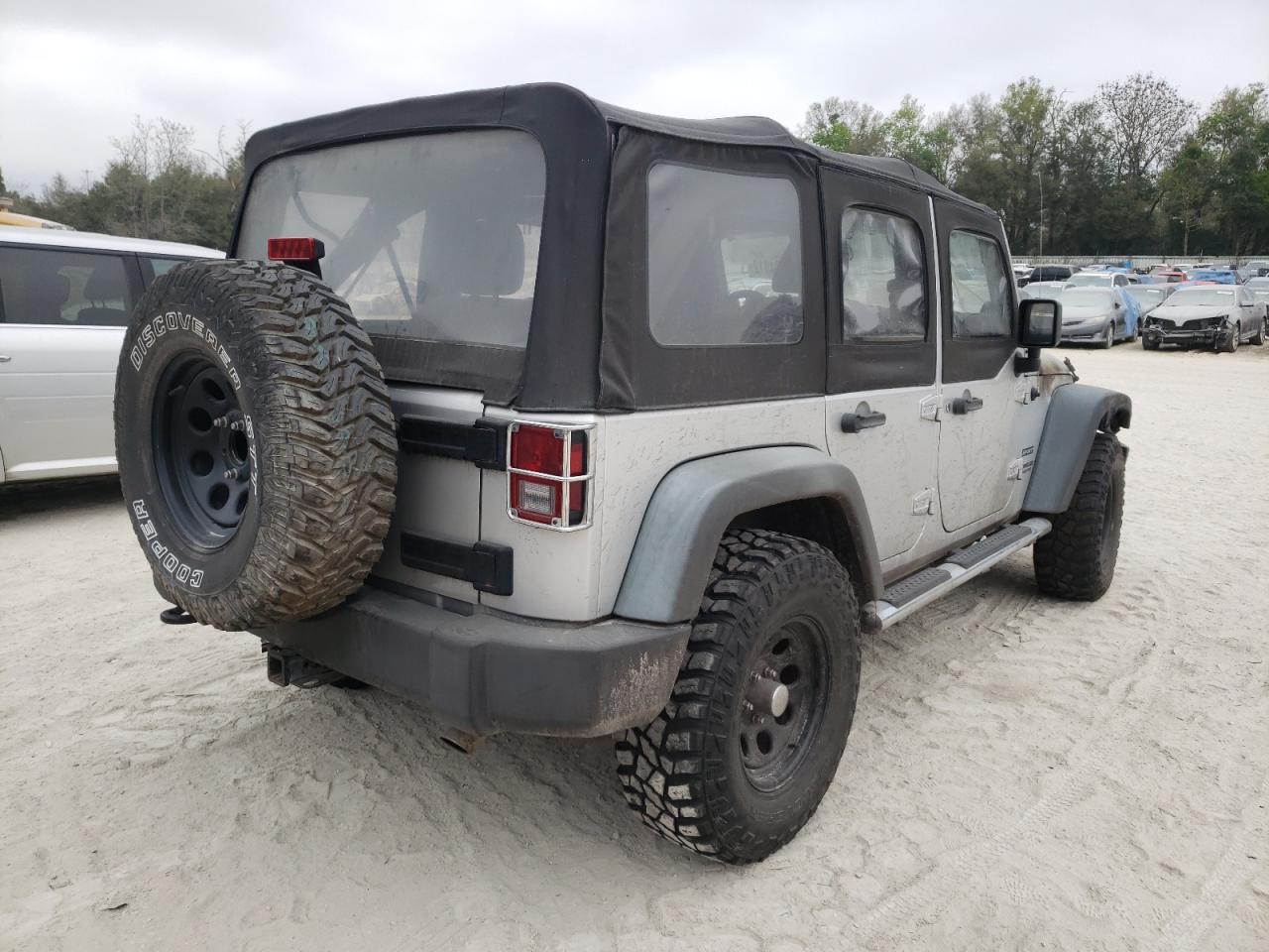 Photo 4 from auction – 2011 JEEP WRANGLER U with VIN 1J4BA3H10BL563758