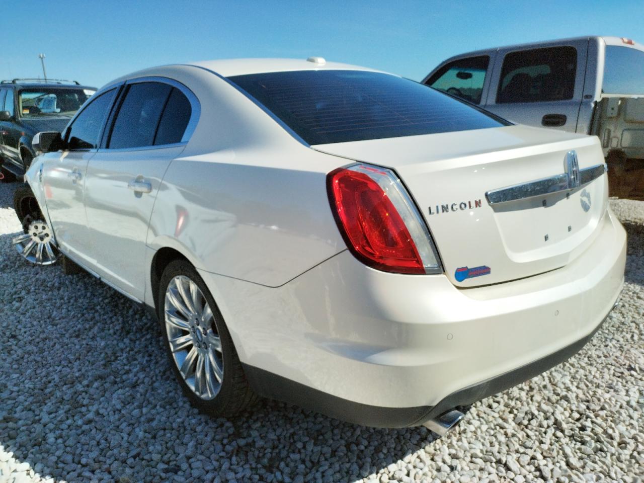 Photo 3 from auction – 2009 LINCOLN MKS with VIN 1LNHM93R09G630719