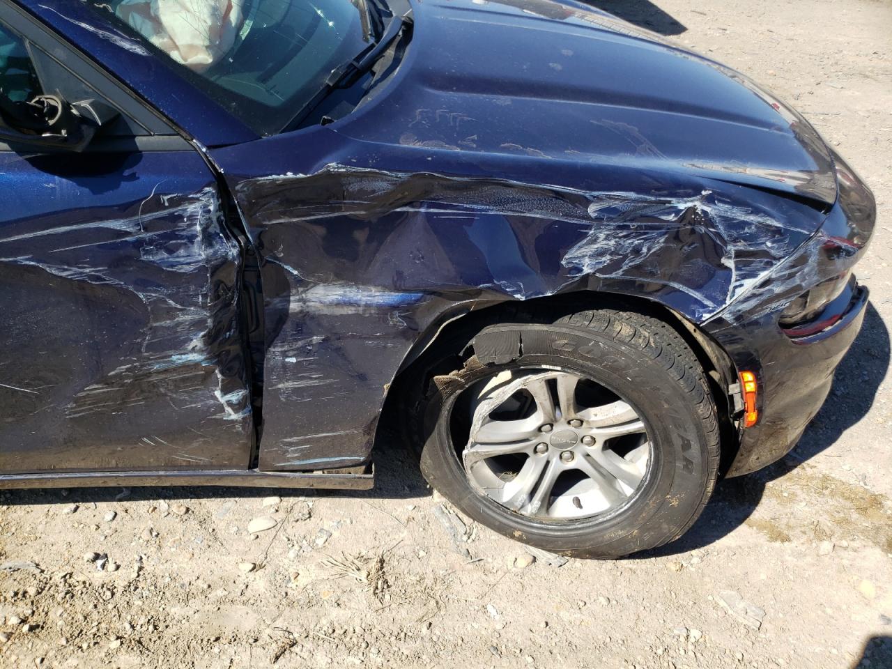 Photo 9 from auction – 2015 DODGE CHARGER SE with VIN 2C3CDXBG1FH745952