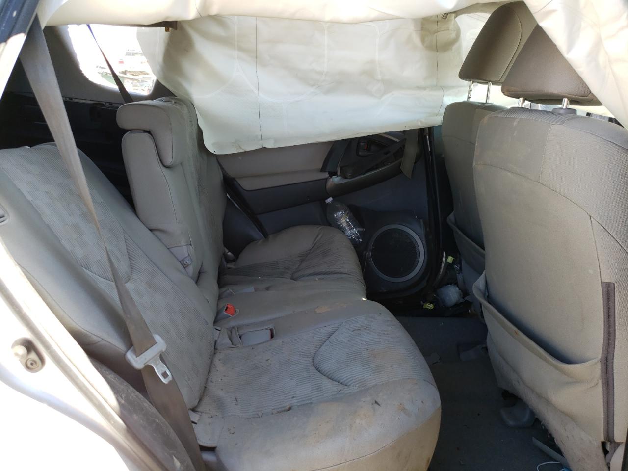 Photo 6 from auction – 2011 TOYOTA RAV4 with VIN 2T3BF4DV5BW165769