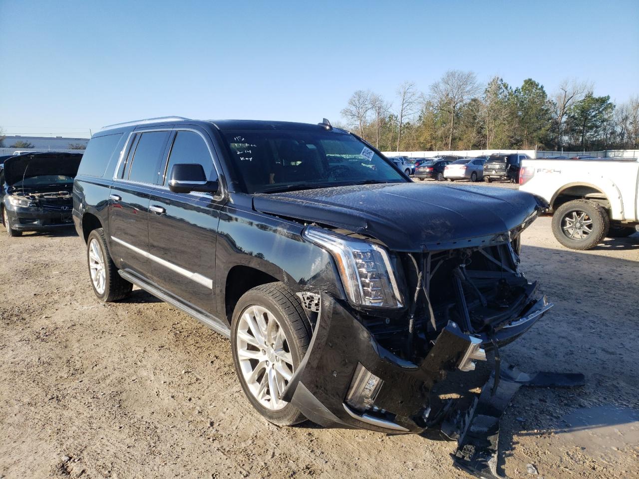 CADILLAC ESCALADE E 2019 with VIN 1GYS4JKJ6KR385761 - Photo from auction