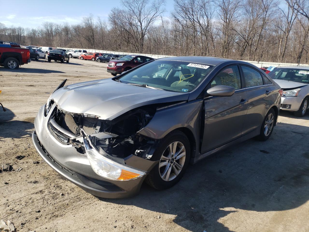 Photo 2 from auction – 2014 HYUNDAI SONATA GLS with VIN 5NPEB4AC8EH857970