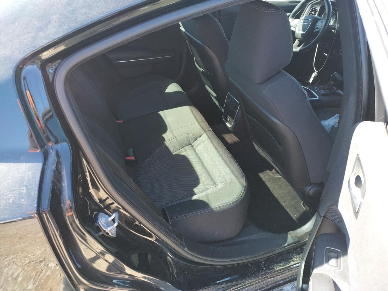 Photo 6 from auction – 2017 DODGE CHARGER SE with VIN 2C3CDXBG5HH537768