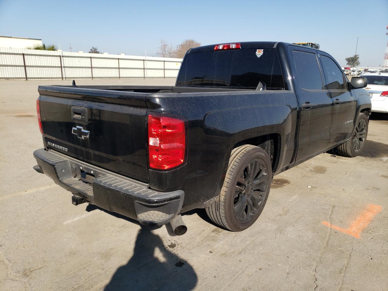 Photo 4 from auction – 2018 CHEVROLET SILVERADO with VIN 3GCPCPEC4JG371189