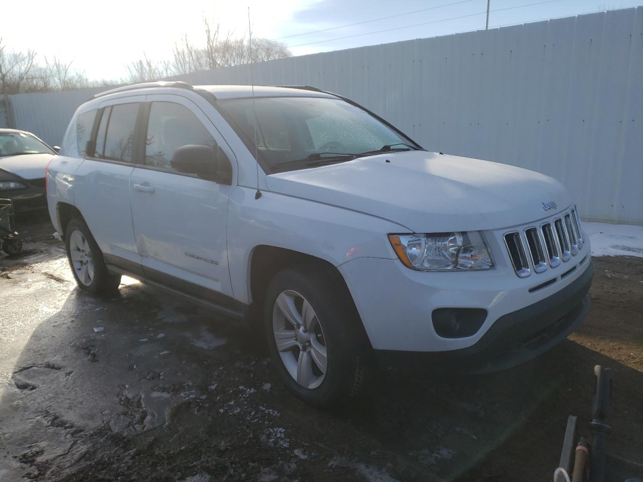 JEEP COMPASS SP 2013 with VIN 1C4NJDBB9DD249226 - Photo from auction
