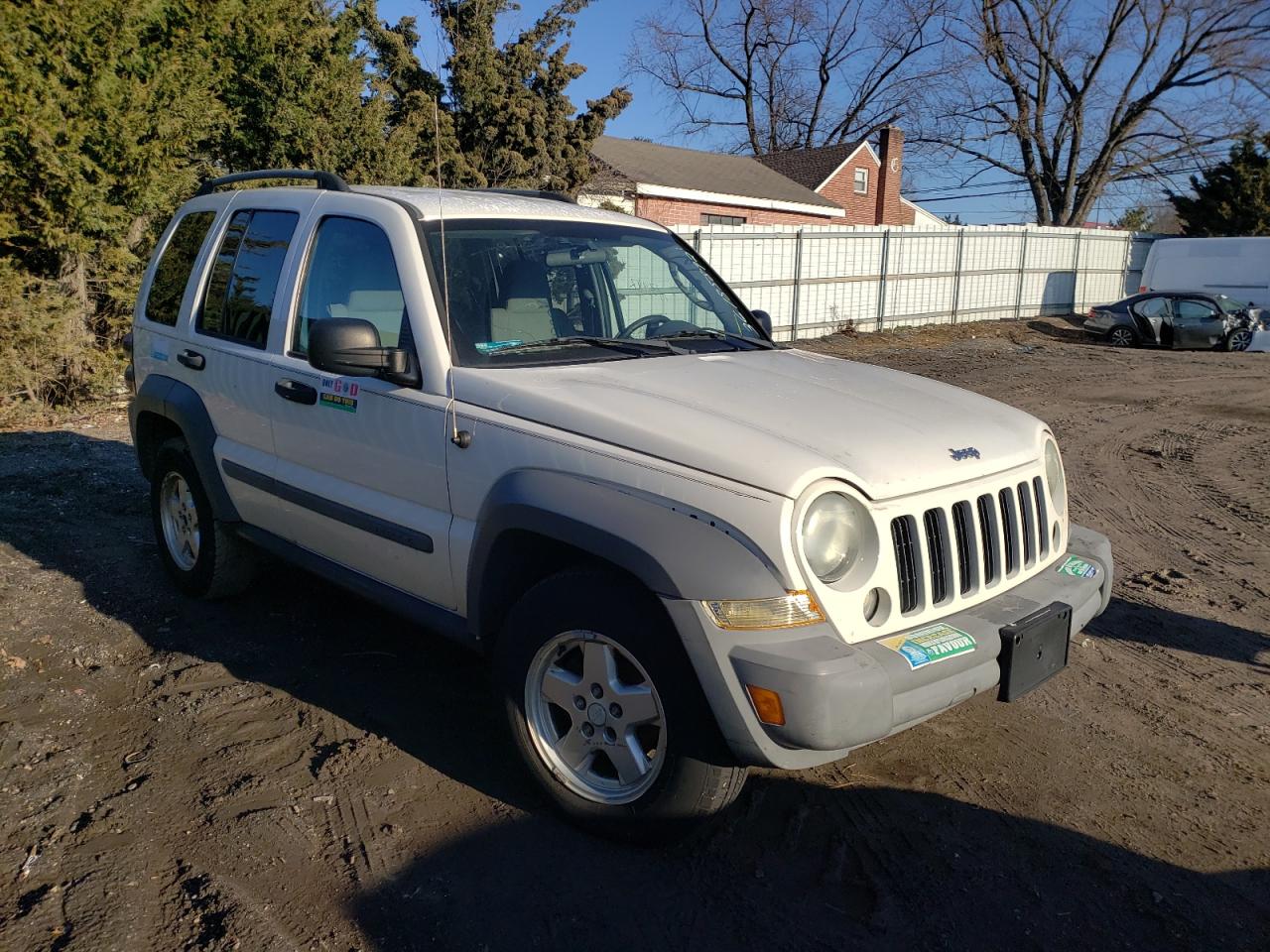 JEEP LIBERTY SP 2005 with VIN 1J4GL48K75W507740 - Photo from auction