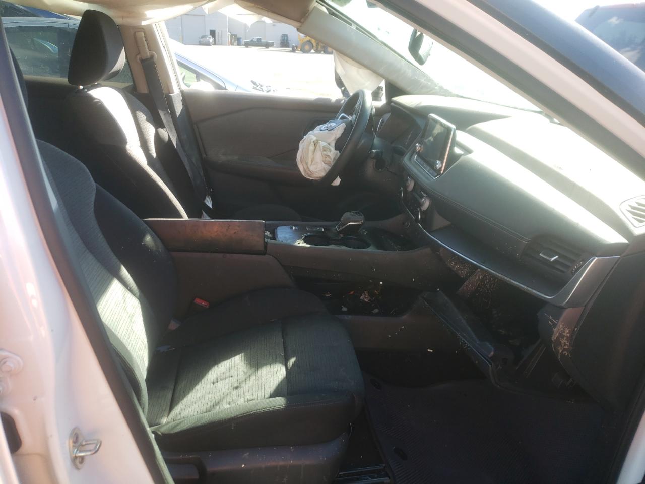 Photo 5 from auction – 2021 NISSAN ROGUE S with VIN 5N1AT3AA7MC690527