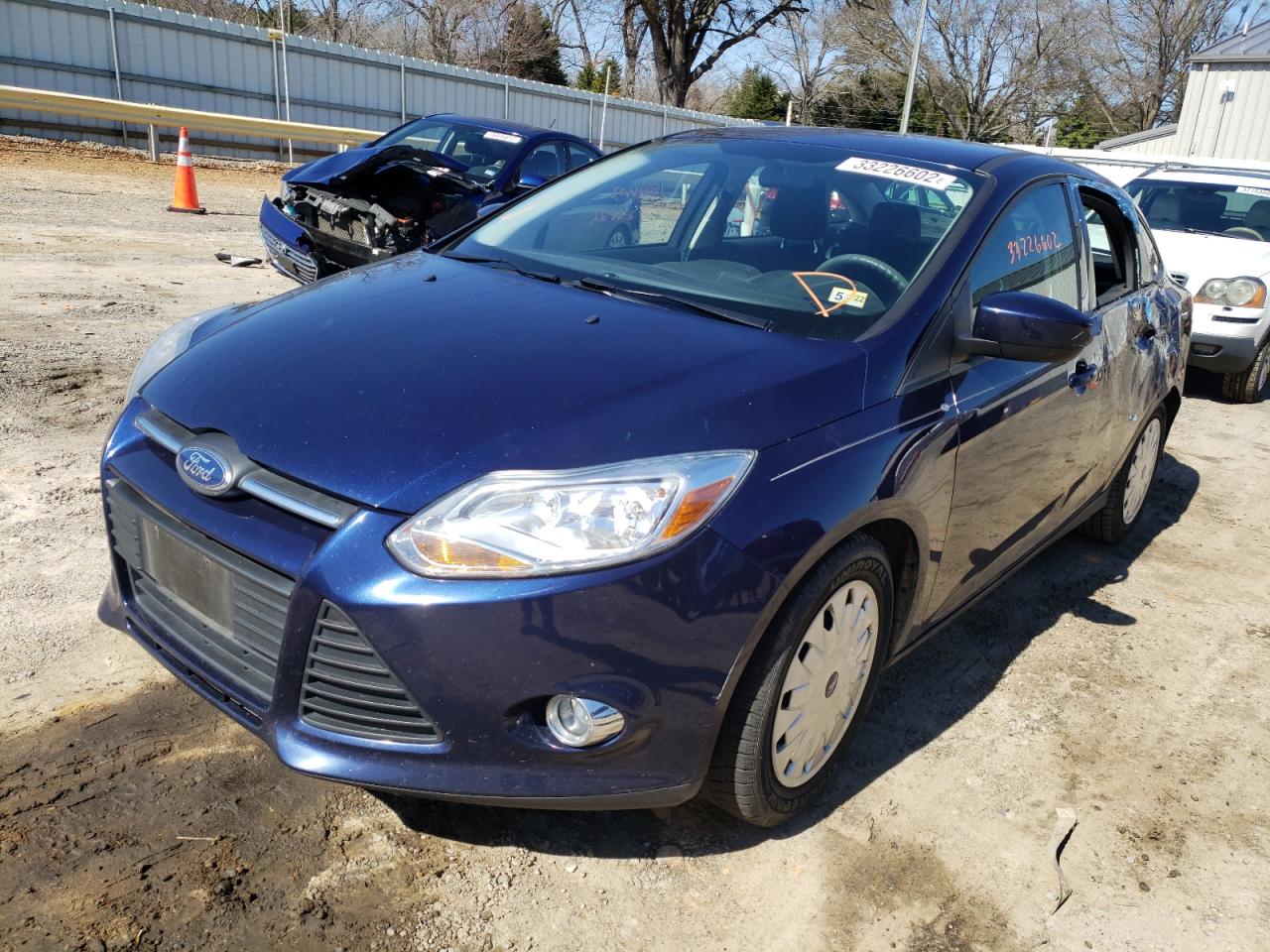 Photo 2 from auction – 2012 FORD FOCUS SE with VIN 1FAHP3F28CL126799