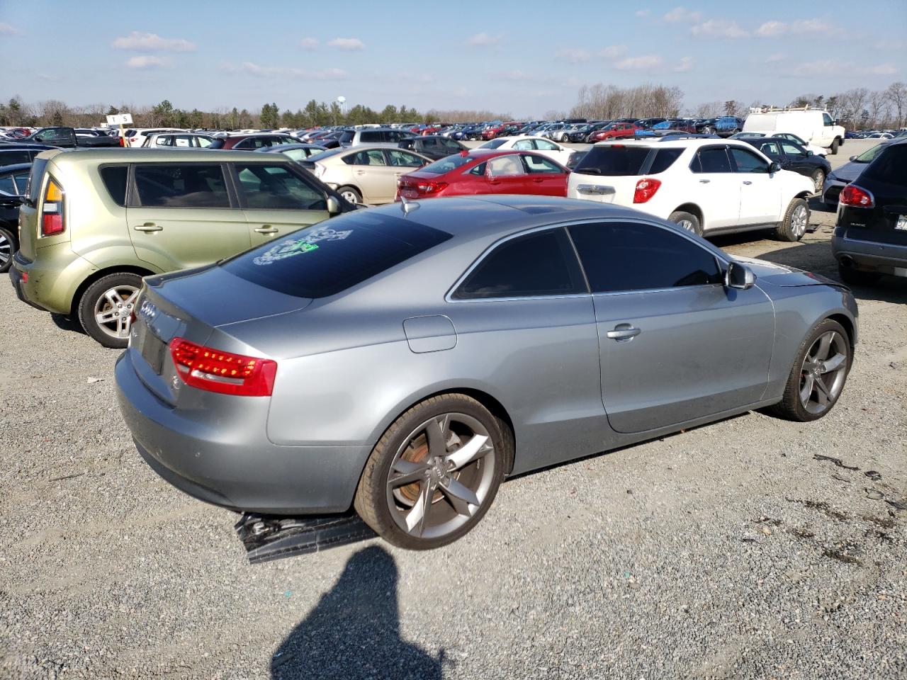 Photo 4 from auction – 2010 AUDI A5 PREMIUM with VIN WAULFAFR0AA005604