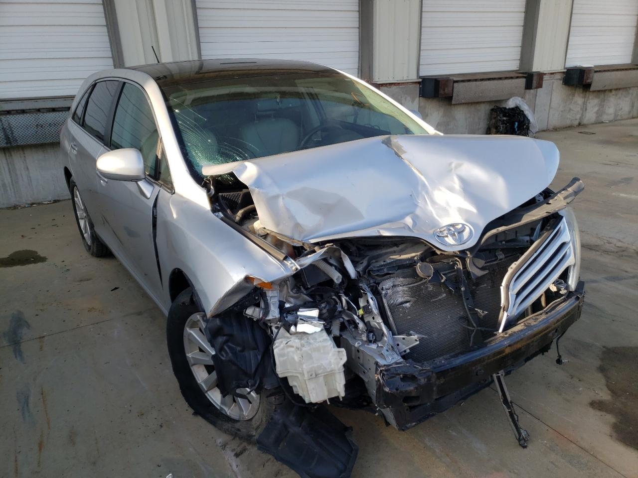 TOYOTA VENZA 2011 مع رقم تعريف المركبة 4T3ZA3BB7BU045813 - صورة من المزاد