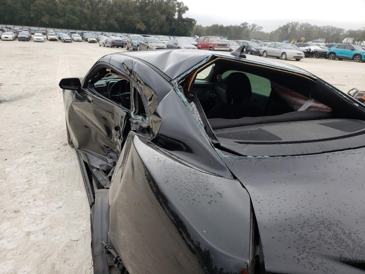 Photo 10 from auction – 2014 CHEVROLET CAMARO LS with VIN 2G1FA1E31E9174181