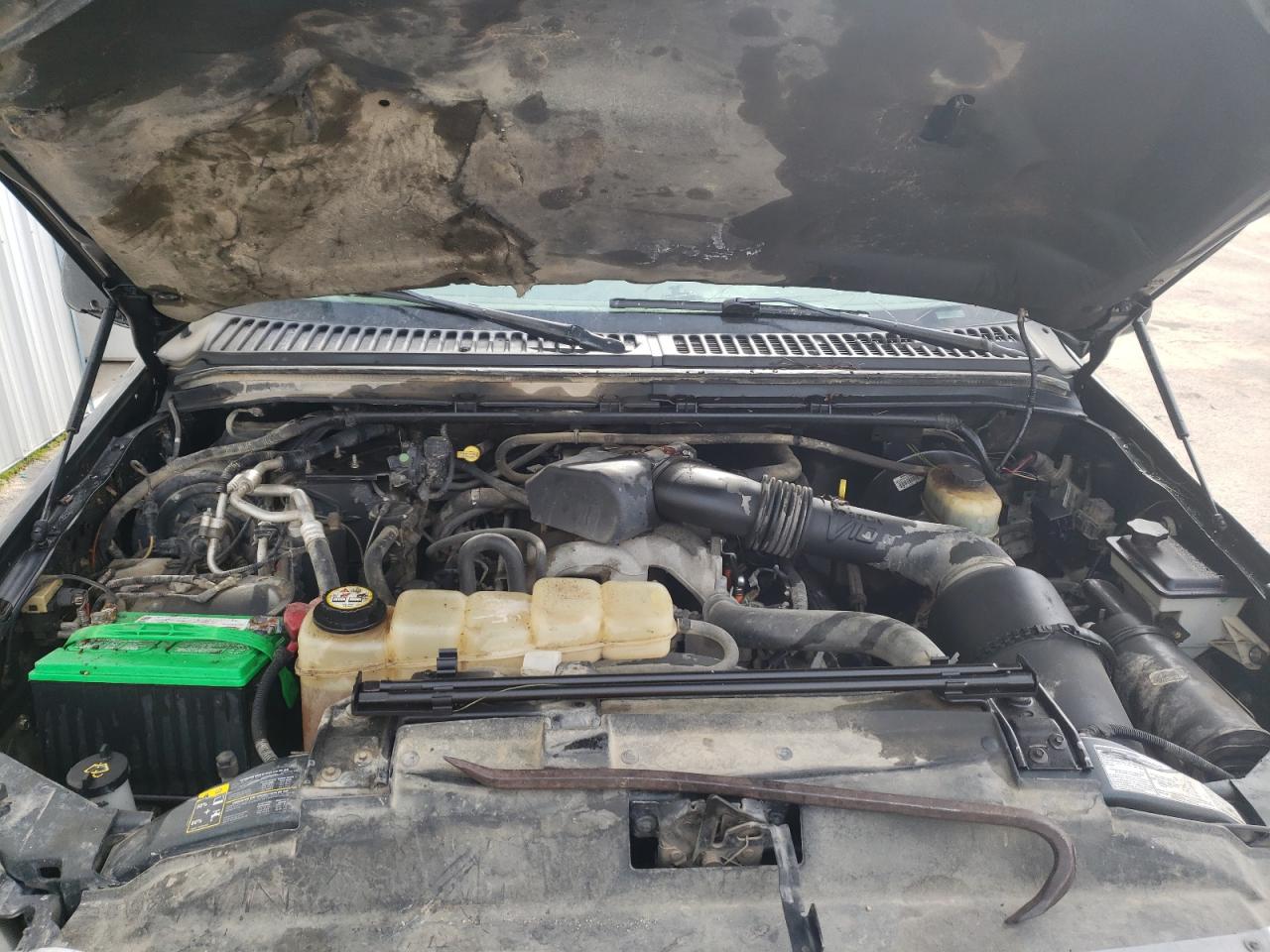 Photo 7 from auction – 2002 FORD EXCURSION with VIN 1FMNU41S52EC55200
