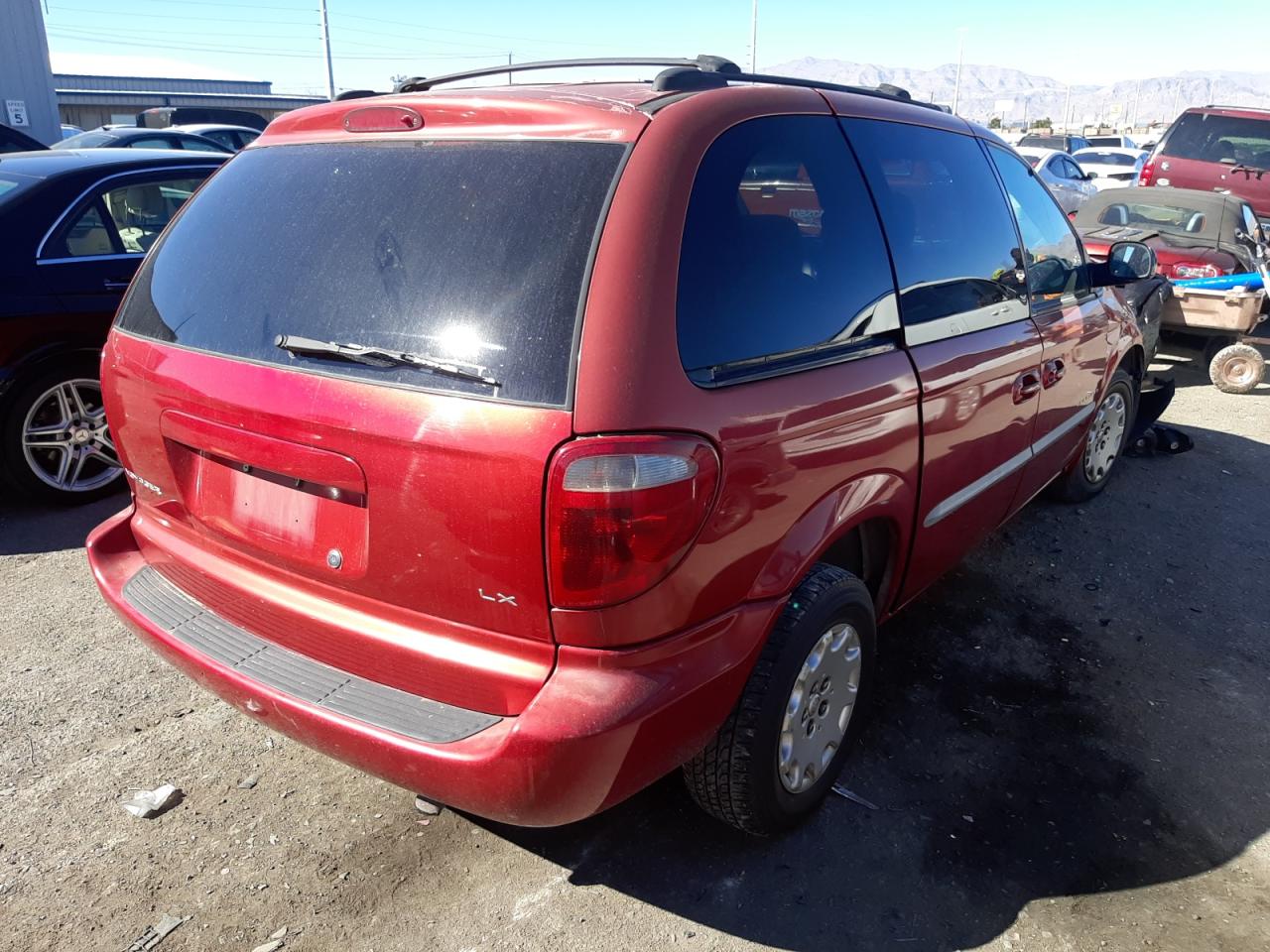 Photo 4 from auction – 2001 CHRYSLER VOYAGER LX with VIN 1C4GJ45341B125479