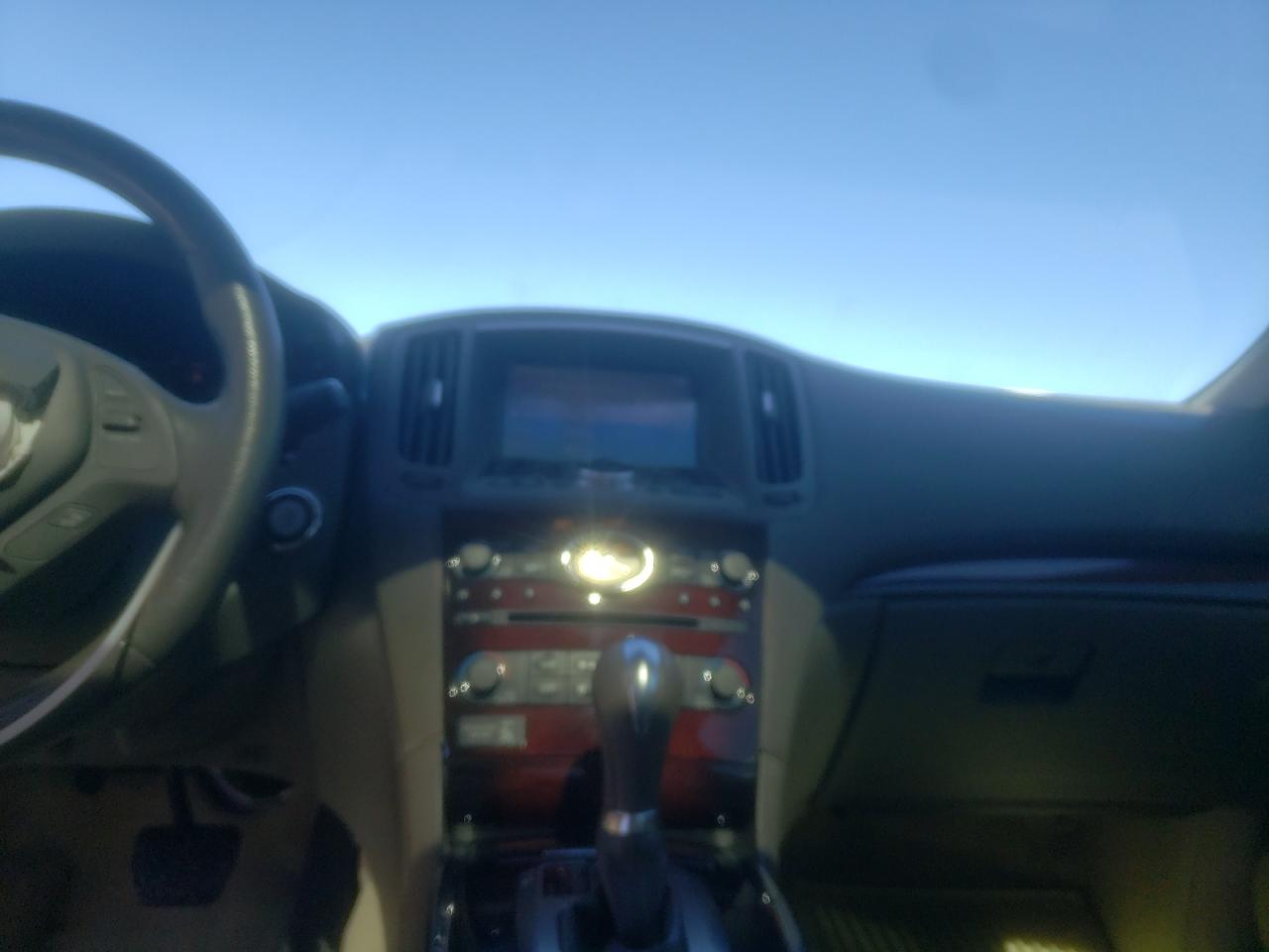 Photo 9 from auction – 2011 INFINITI G37 BASE with VIN JN1CV6EK0BM210379