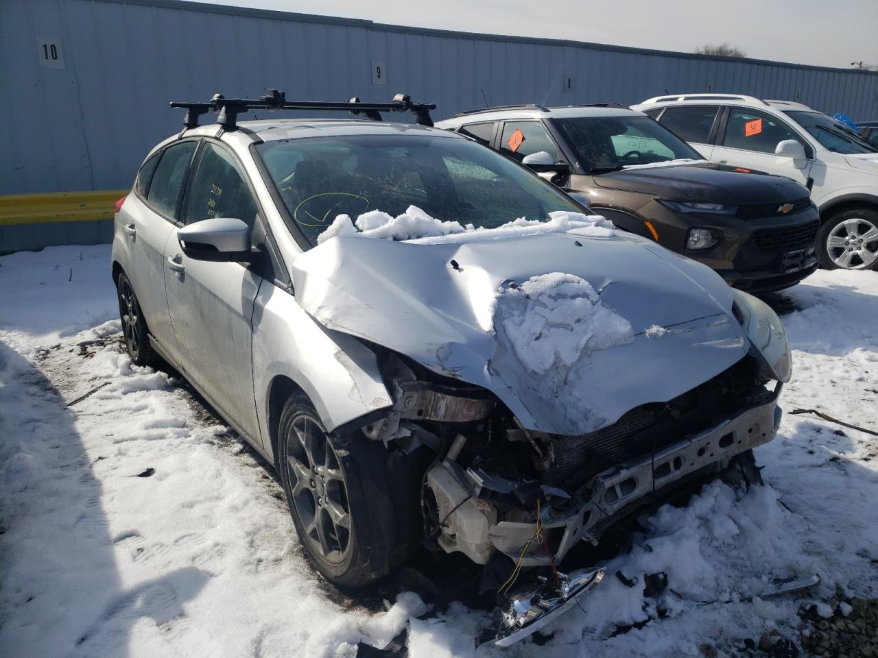 FORD FOCUS SE 2014 con VIN 1FADP3K27EL307741 - Foto de la subasta