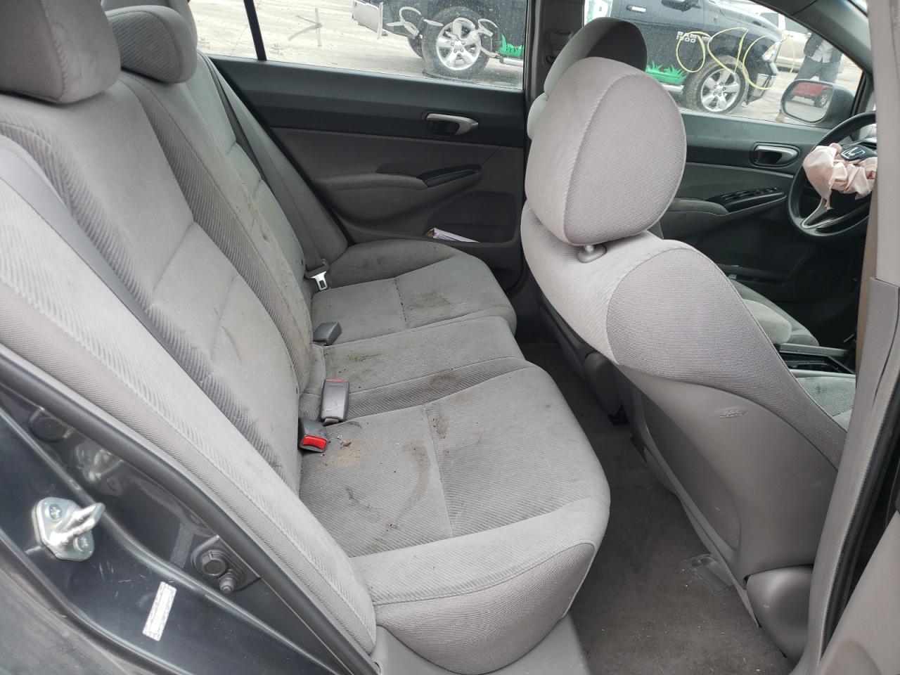 Photo 6 from auction – 2011 HONDA CIVIC LX with VIN 19XFA1F51BE035530