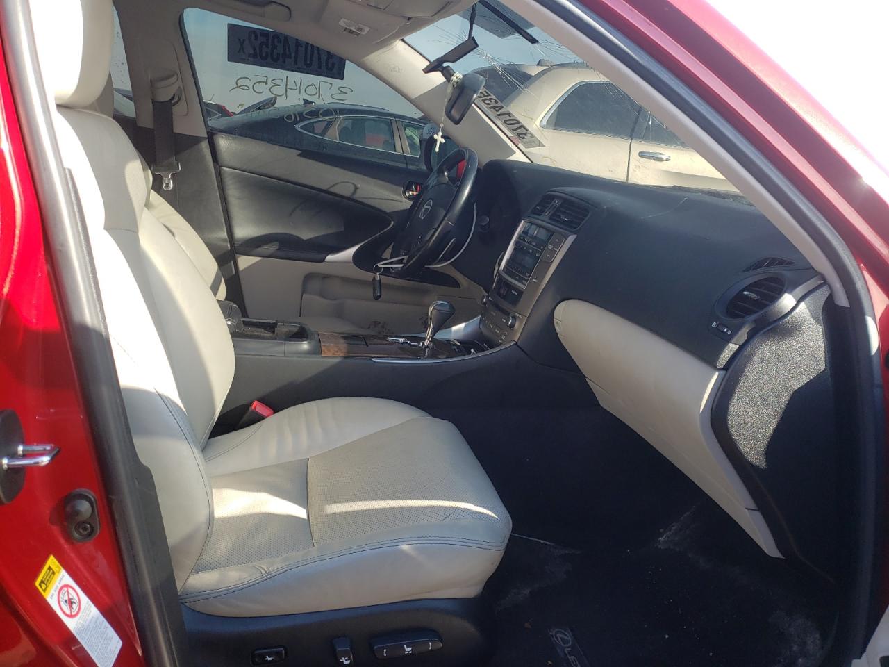 Photo 5 from auction – 2010 LEXUS IS 250 with VIN JTHCF5C26A5038244