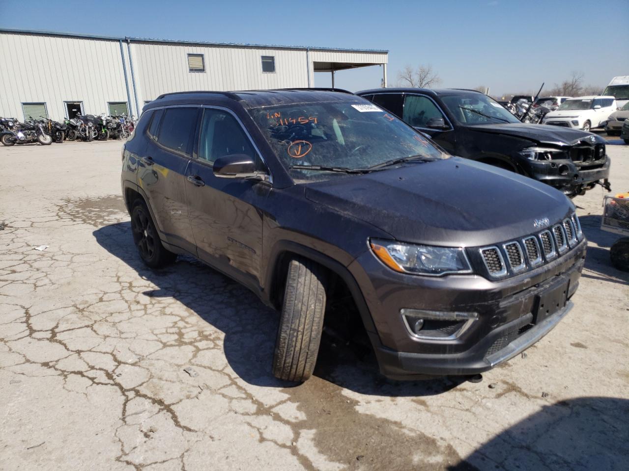 JEEP COMPASS LI 2019 with VIN 3C4NJDCB8KT811459 - Photo from auction