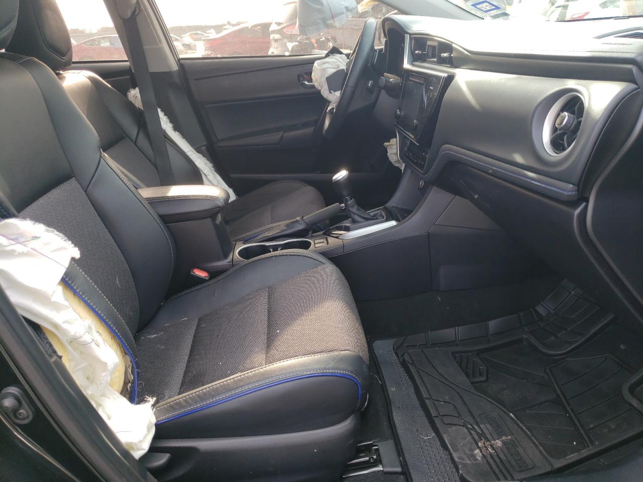 Photo 5 from auction – 2017 TOYOTA COROLLA L with VIN 2T1BURHEXHC827328