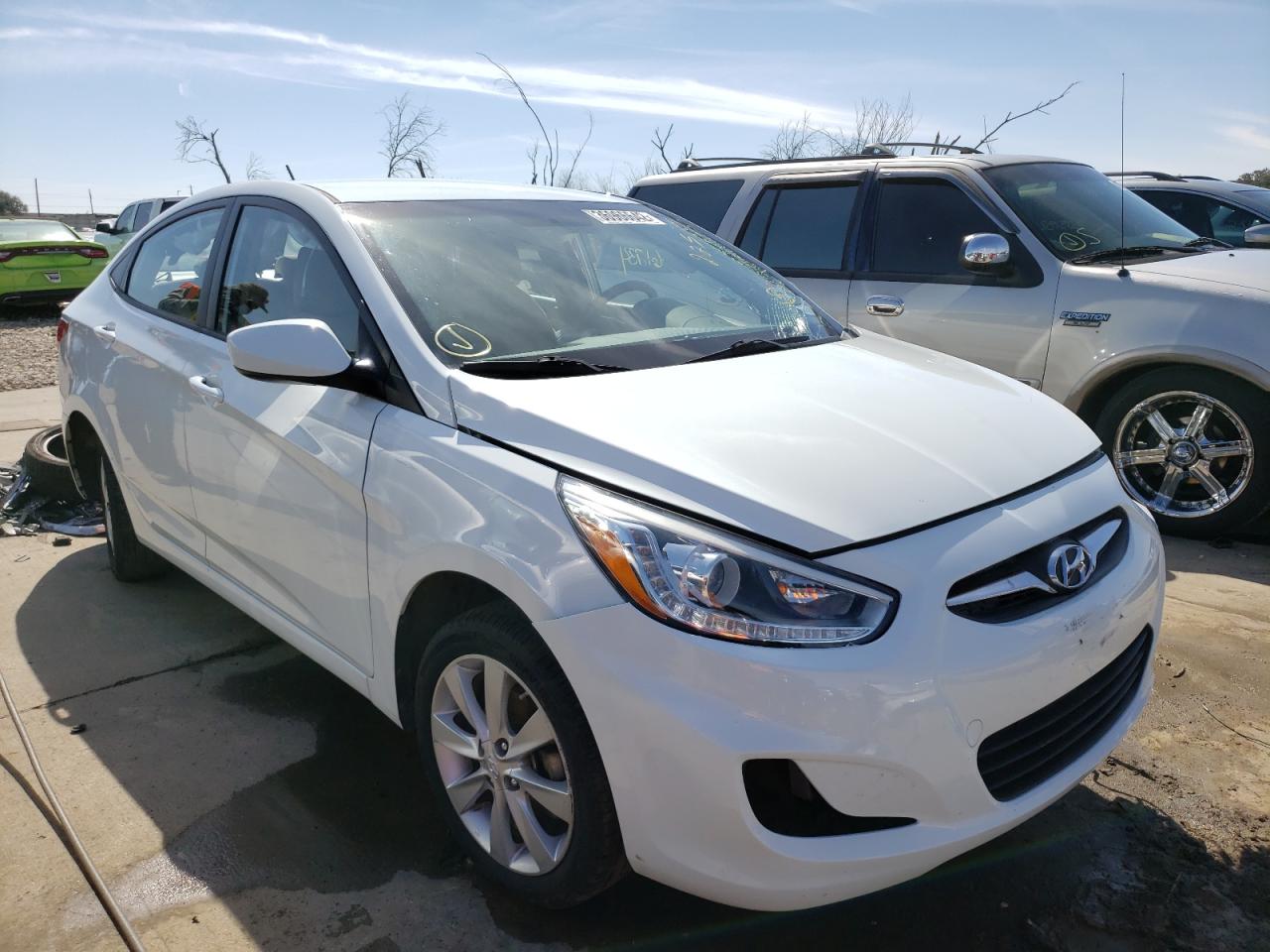 HYUNDAI ACCENT 2014 with VIN KMHCU4AE3EU749809 - Photo from auction
