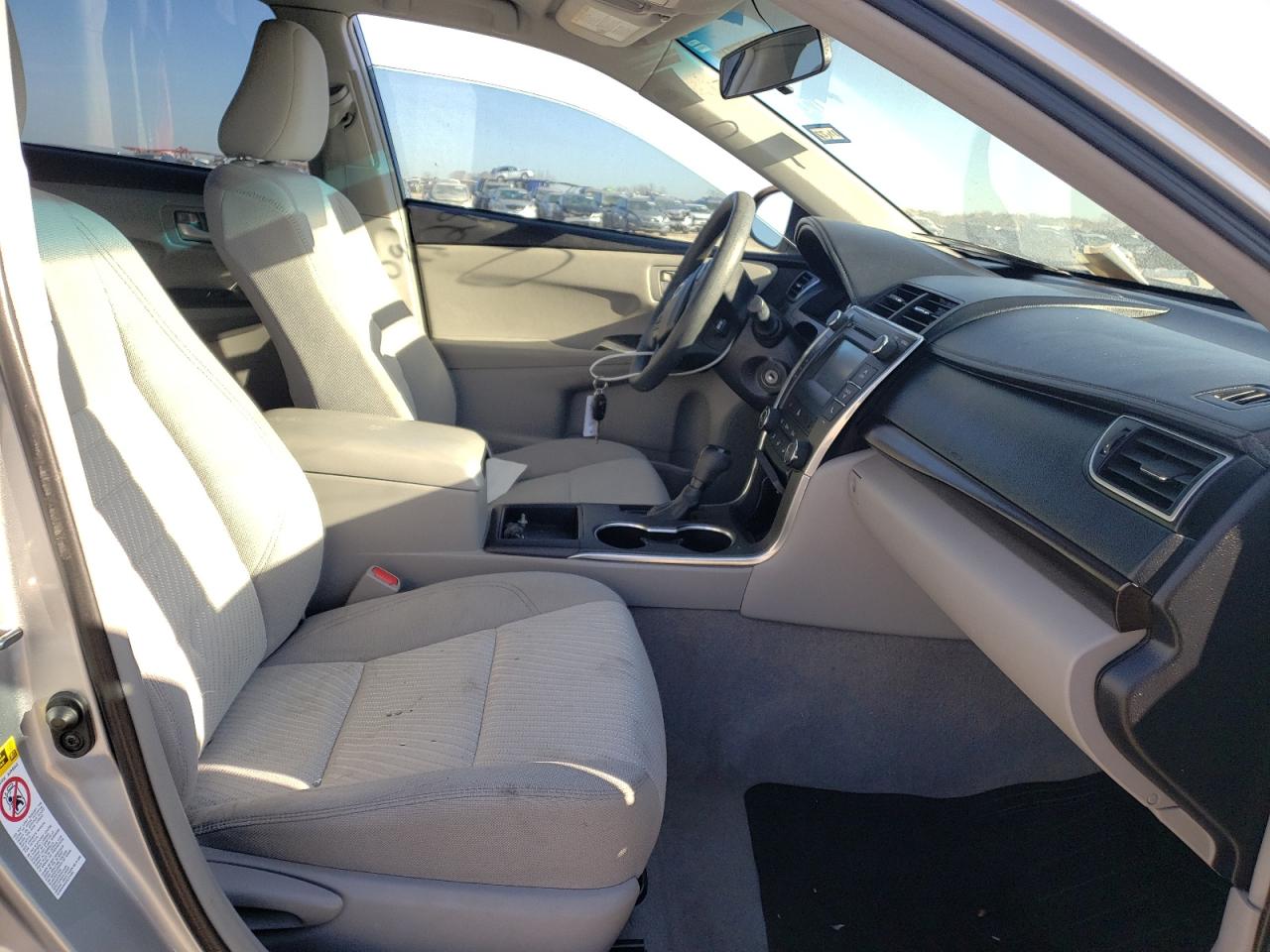 Photo 5 from auction – 2016 TOYOTA CAMRY LE with VIN 4T4BF1FK3GR532577