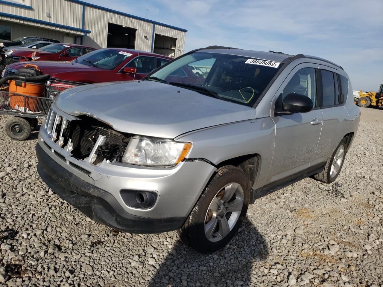 Photo 2 from auction – 2013 JEEP COMPASS LA with VIN 1C4NJDEB9DD233801