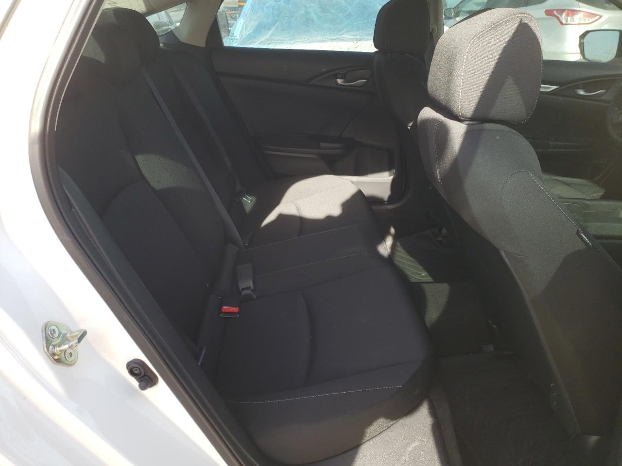Photo 6 from auction – 2020 HONDA CIVIC LX with VIN 19XFC2F65LE004100