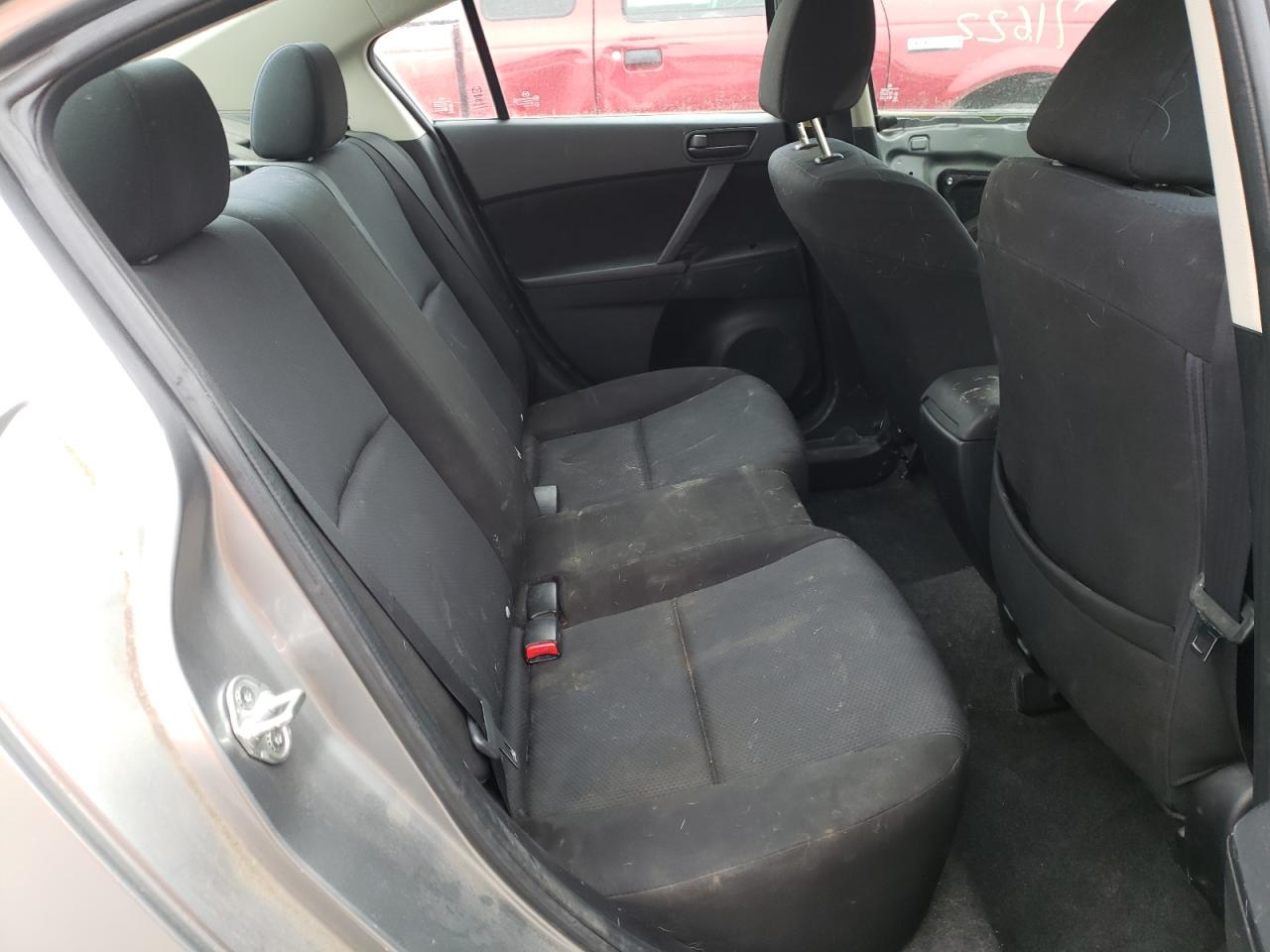 Photo 6 from auction – 2010 MAZDA 3 I with VIN JM1BL1SF9A1340587