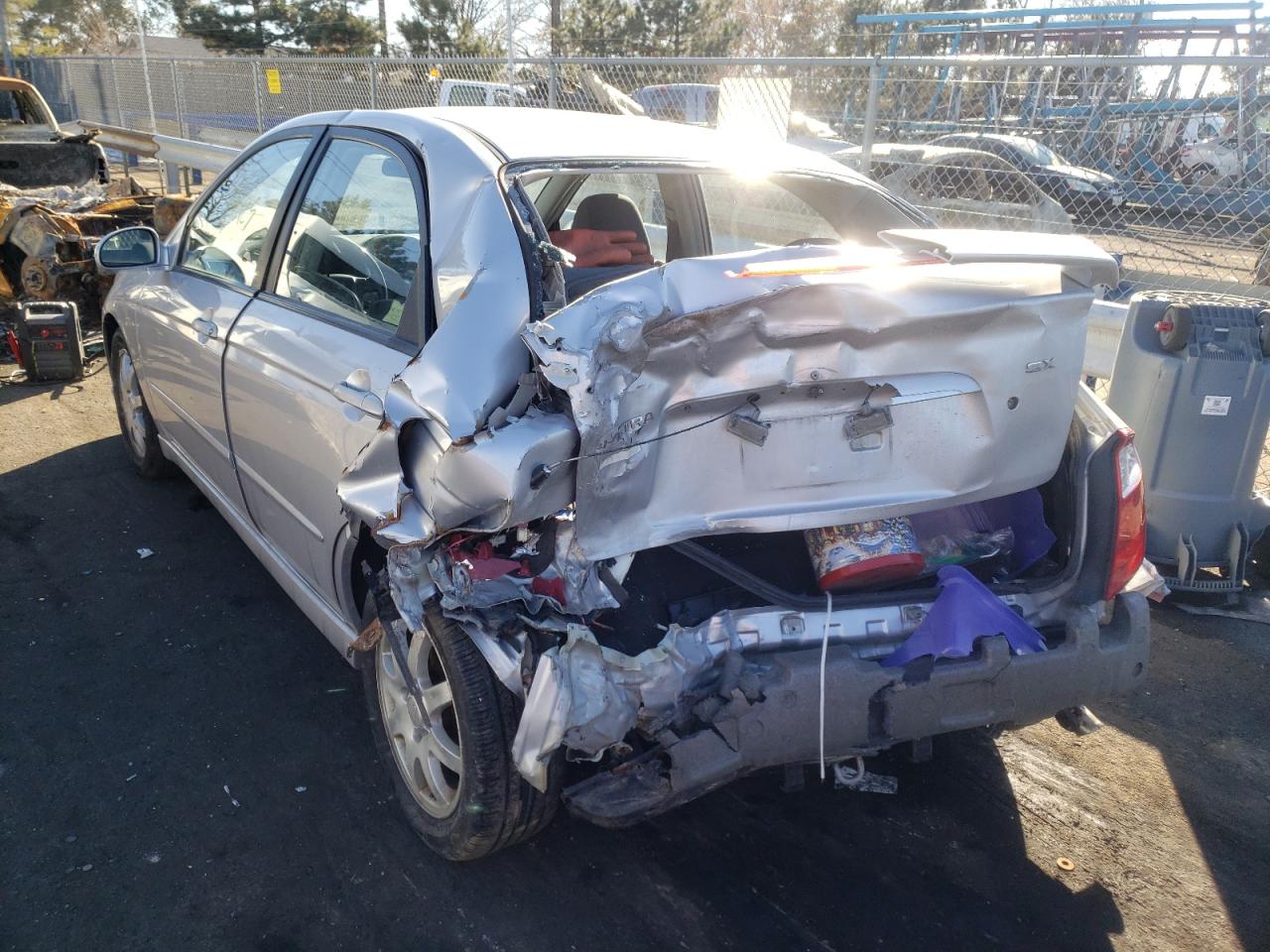Photo 9 from auction – 2006 KIA SPECTRA LX with VIN KNAFE121665240895