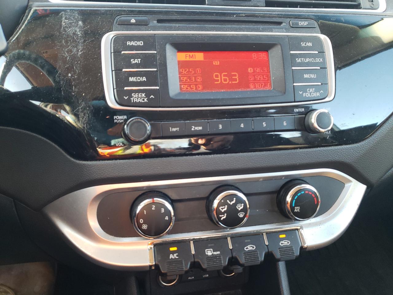 Photo 9 from auction – 2016 KIA RIO LX with VIN KNADM4A34G6662514
