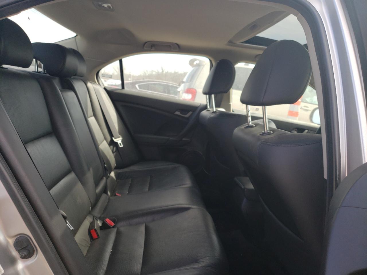 Photo 16 from auction – 2009 ACURA TSX with VIN JH4CU26689C012058