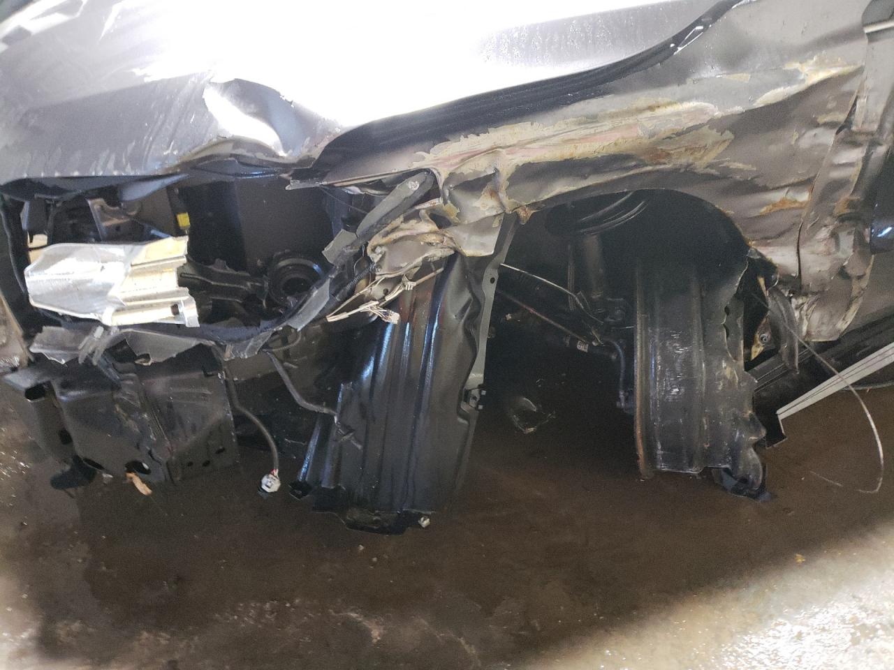 Photo 9 from auction – 2015 TOYOTA CAMRY with VIN 4T4BF1FK6FR478934