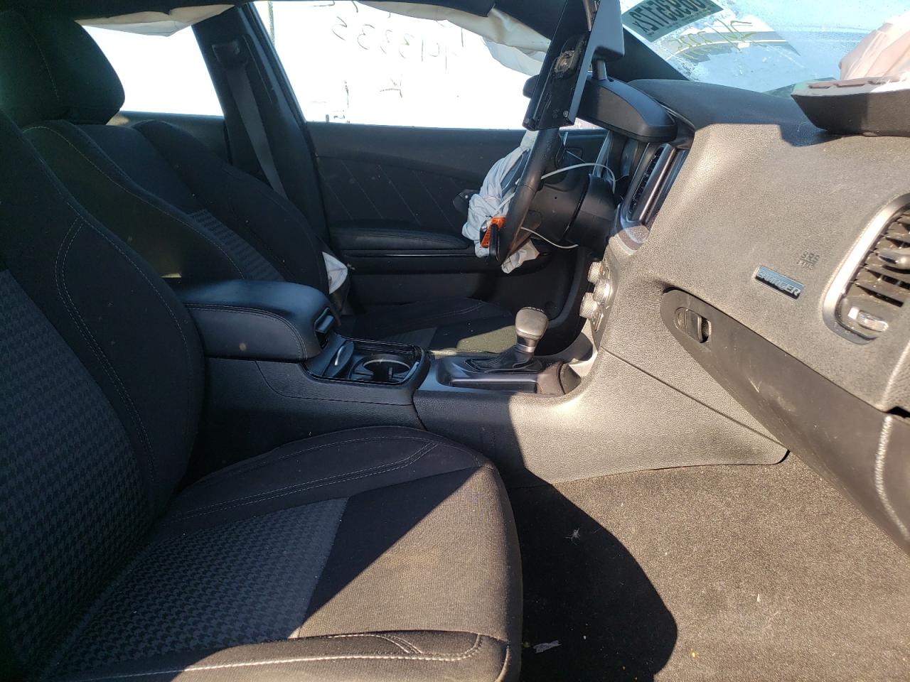Photo 5 from auction – 2019 DODGE CHARGER SX with VIN 2C3CDXJG6KH743335