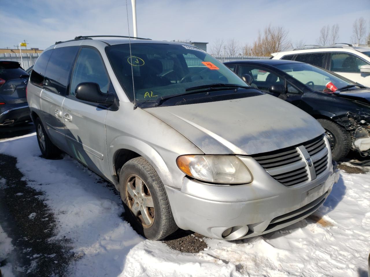 DODGE GRAND CARA 2006 with VIN 2D4GP44L96R729833 - Photo from auction