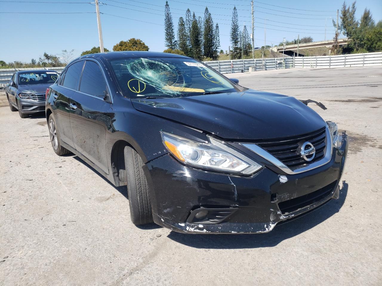 NISSAN ALTIMA 2.5 2017 with VIN 1N4AL3AP1HC226329 - Photo from auction