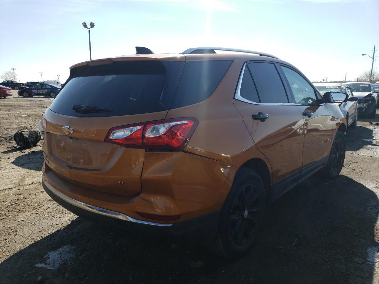 Photo 4 from auction – 2018 CHEVROLET EQUINOX LT with VIN 2GNAXJEV5J6106888