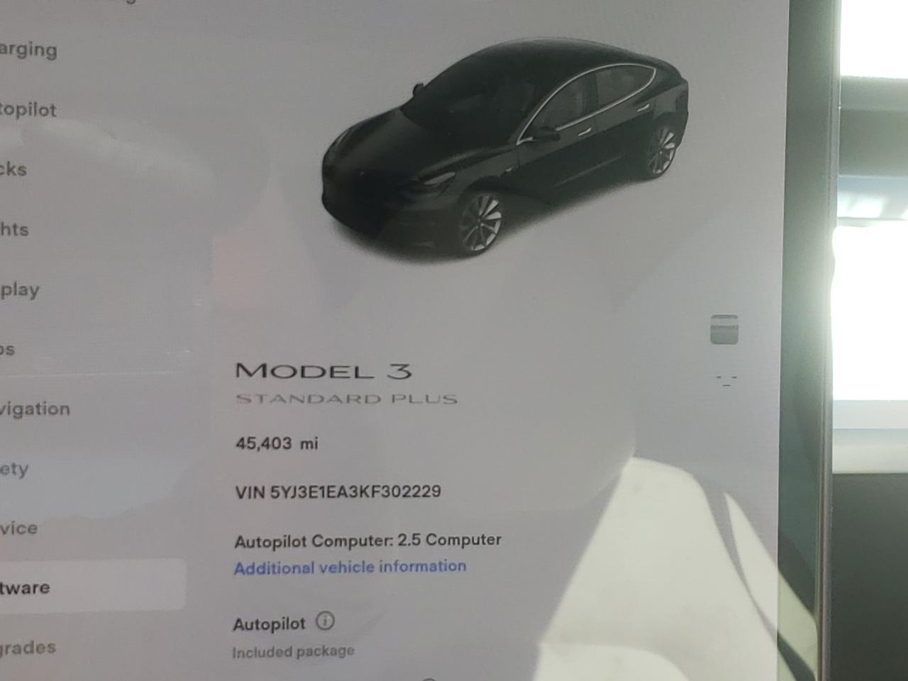 Photo 8 from auction – 2019 TESLA MODEL 3 with VIN 5YJ3E1EA3KF302229