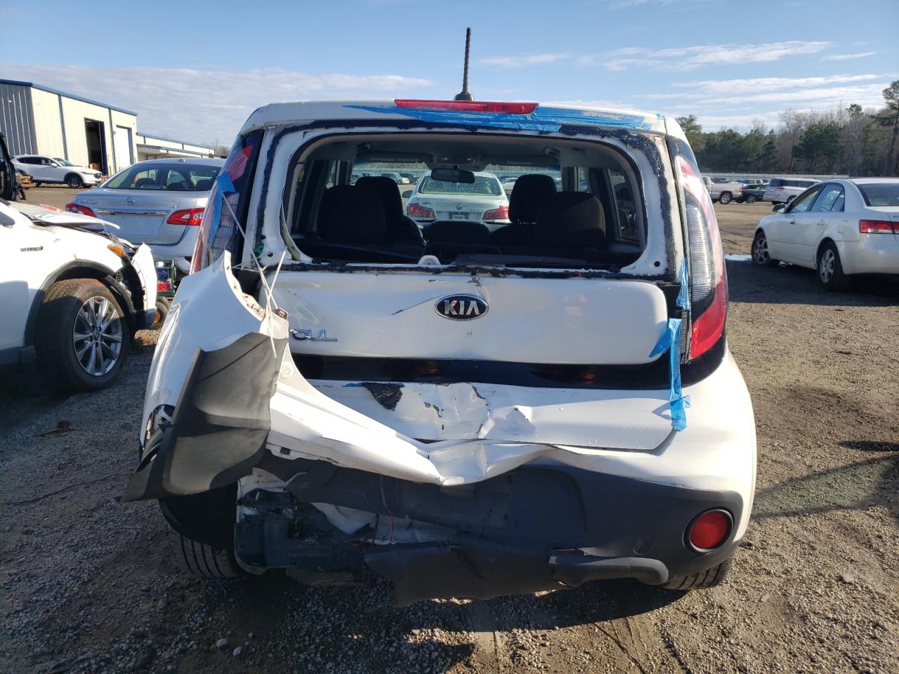 Photo 9 from auction – 2017 KIA SOUL with VIN KNDJN2A24H7455812