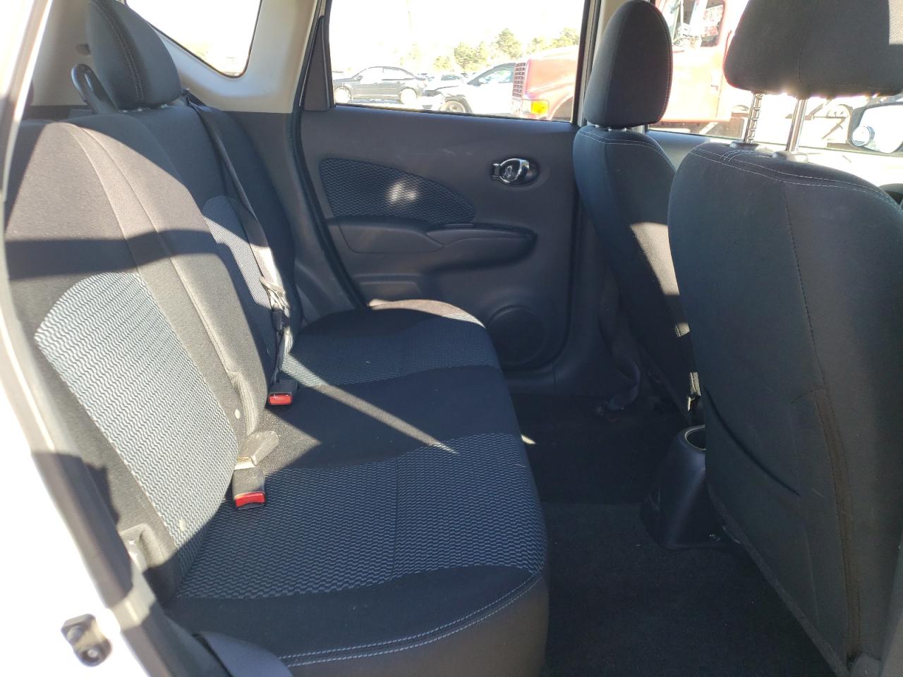 Photo 6 from auction – 2016 NISSAN VERSA NOTE with VIN 3N1CE2CP5GL360559