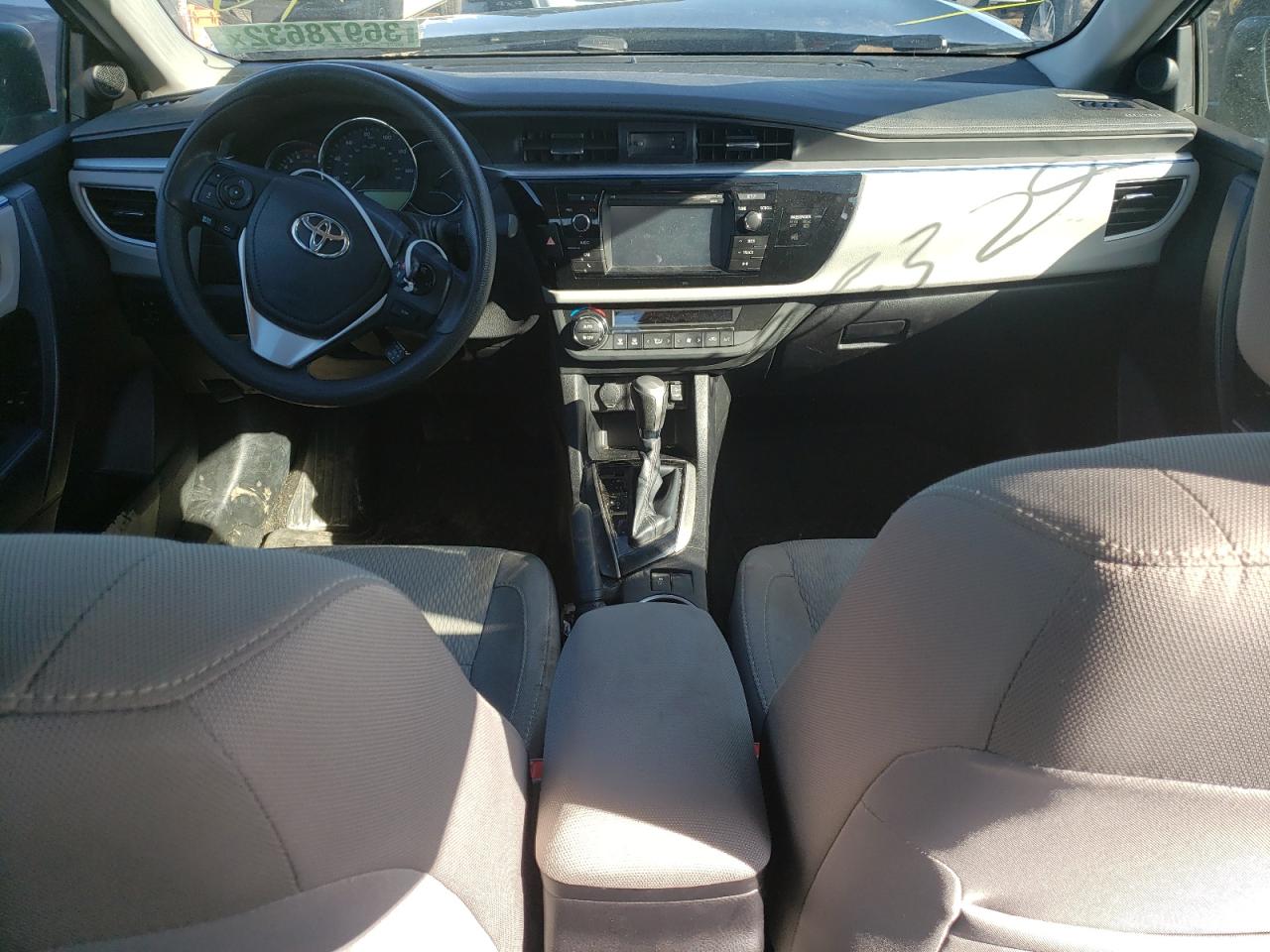 Photo 9 from auction – 2015 TOYOTA COROLLA L with VIN 2T1BURHE3FC469356