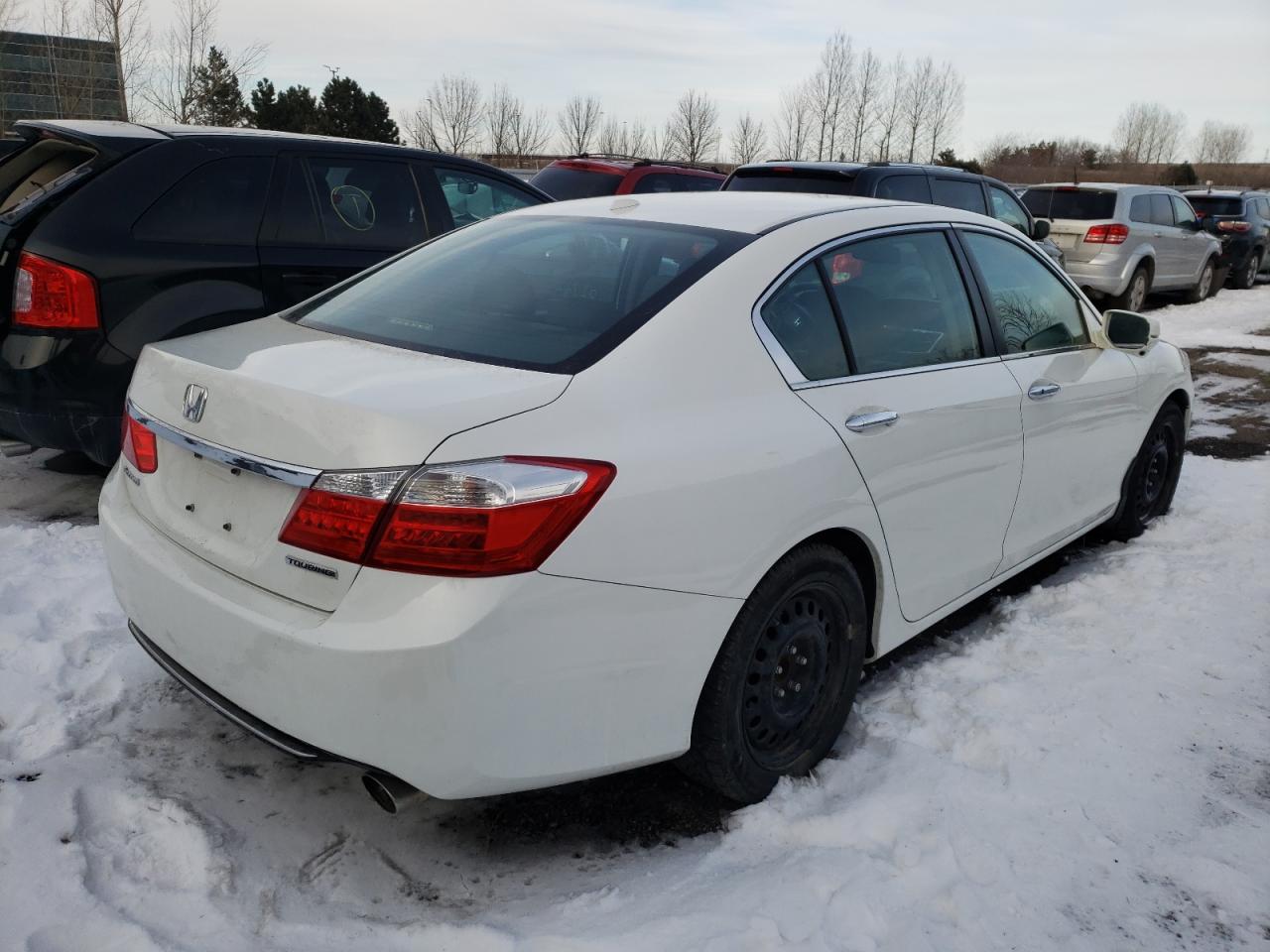 Photo 4 from auction – 2014 HONDA ACCORD TOU with VIN 1HGCR2F91EA809661