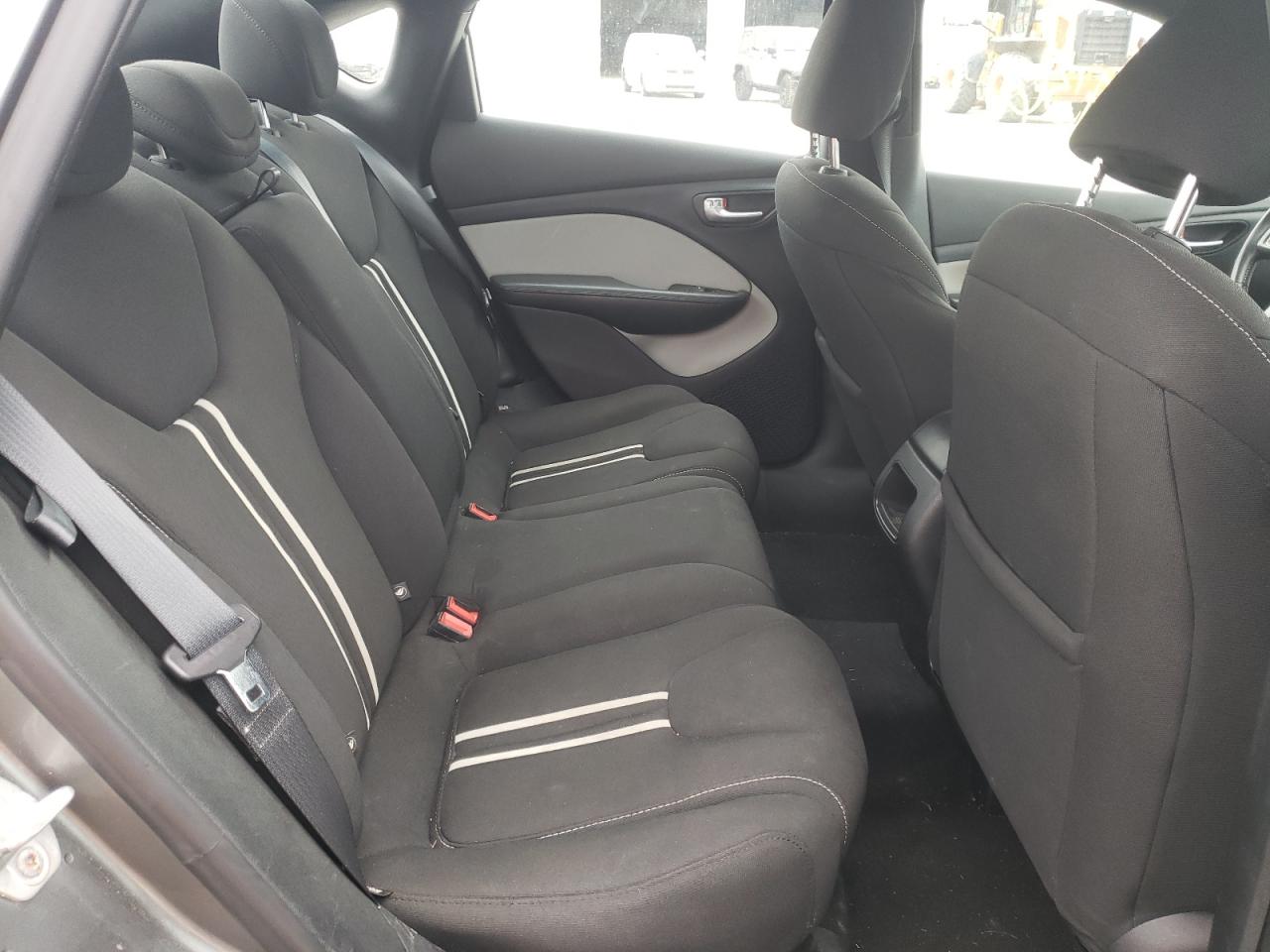 Photo 6 from auction – 2013 DODGE DART SXT with VIN 1C3CDFBA3DD107105