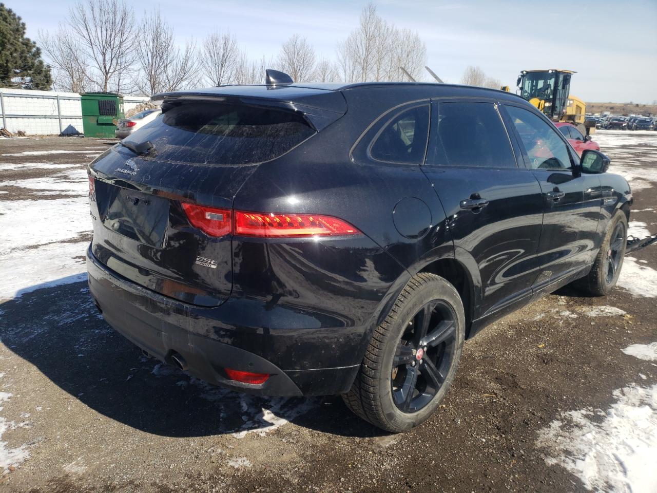 Photo 4 from auction – 2019 JAGUAR F-PACE R - with VIN SADCL2FX8KA361367