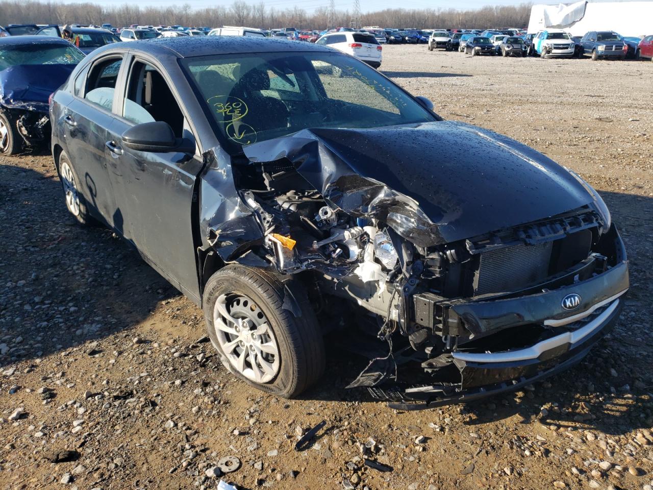KIA FORTE FE 2021 with VIN 3KPF24AD8ME265730 - Photo from auction